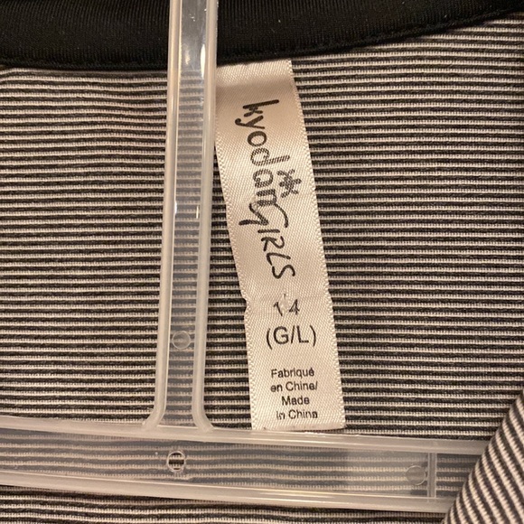 Kyodan Girls quarter zip active shirt- Large. - Picture 2 of 4